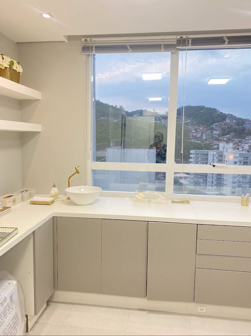 Ambiente da clínica, vista de Florianópolis